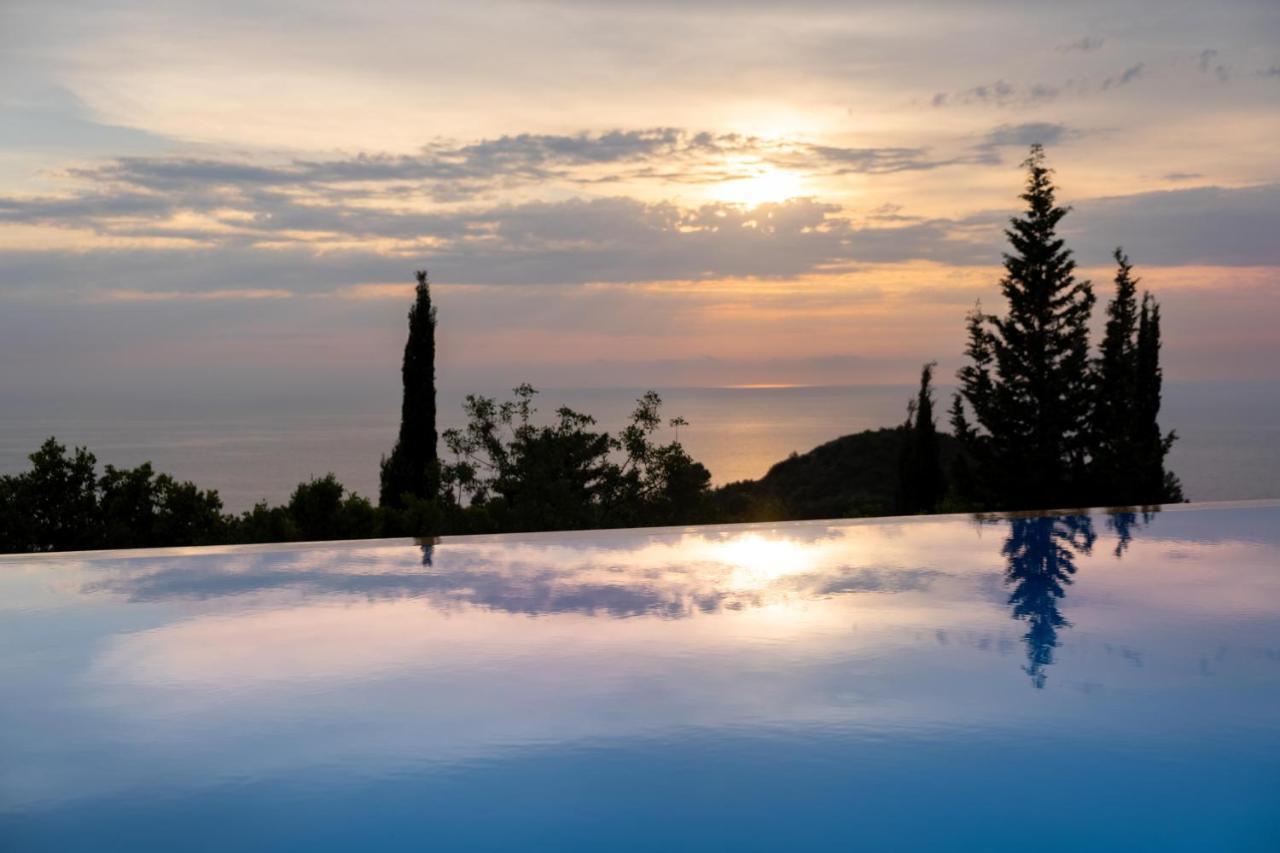 Sapphire Blue Villa Kalamítsi 외부 사진