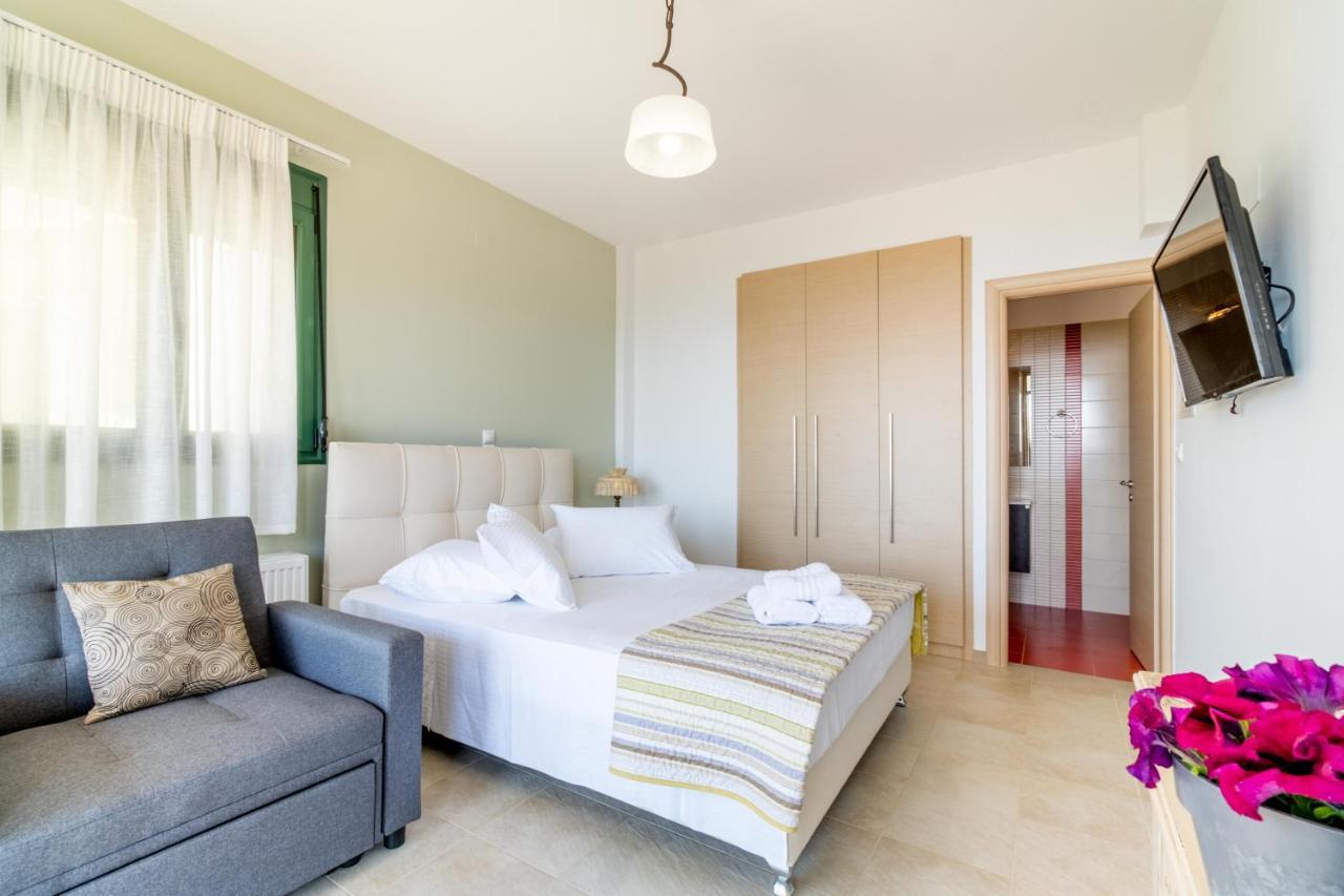 Sapphire Blue Villa Kalamítsi 외부 사진